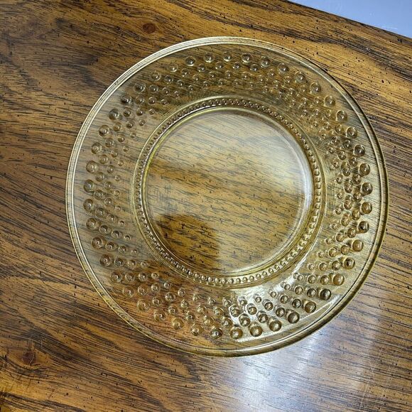 (1) Vintage Yellow Glass Salad Plate Luncheon Bubble‎ Hobnail 7.5" - Picture 2 of 7